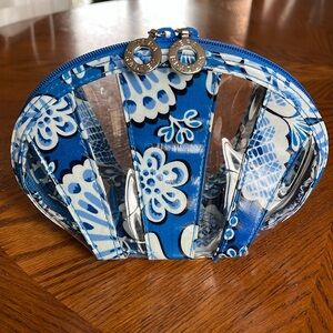 Vera Bradley Blue Lagoon seashell vinyl makeup case